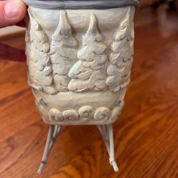 Jim Shore 2022 white woodland deer sleigh centerpiece - Picture 11 of 13